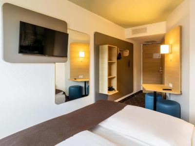 B&B Düsseldorf City-Süd - 22