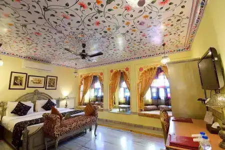 Umaid Bhawan - A Heritage Style Boutique - 190