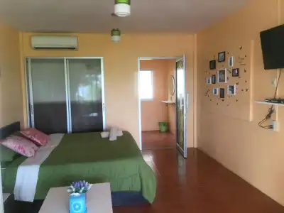 Insook Ko Larn Guesthouse - 1
