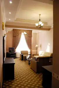 Jahon Palace - 13