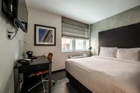 The Solita Soho - 55