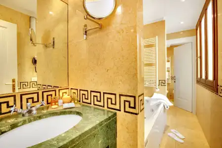 Dona Palace - 8