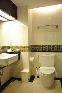 August Suites - 38