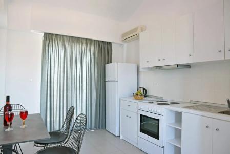 Hillside Studios & Apartments - 51
