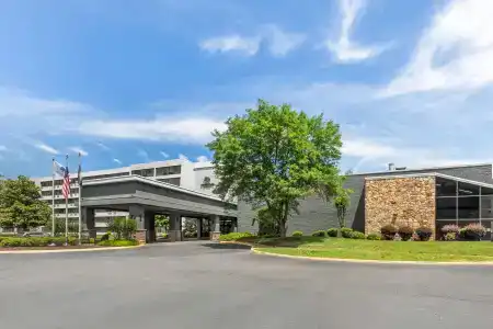 DoubleTree by Hilton Williamsburg - 31