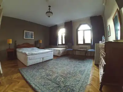 Berk Guesthouse - 'Grandma's House' - 50