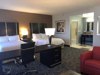 Hampton Inn & Suites Tulsa/Central - 3