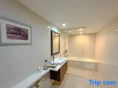 Royal Suite Bangkok - 45