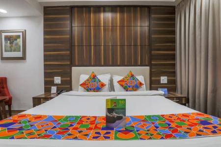 FabPrime Sapphire Inn - 34