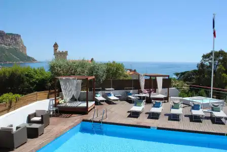 Best Western Plus La Rade - 22