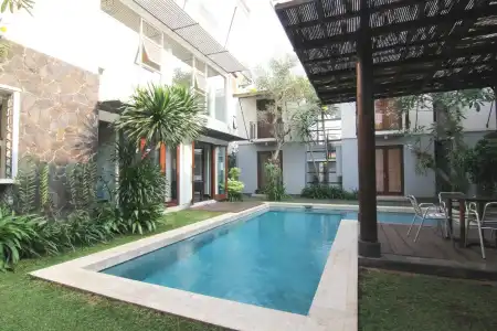Chic Quarter Residence - 10