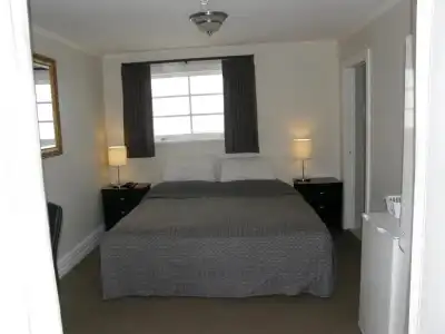 Ponsonby Manor - 54