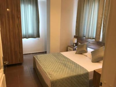 Narcis Apart - 70