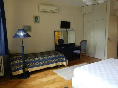Berk Guesthouse - 'Grandma's House' - 49