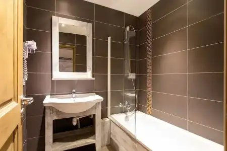 Hôtel L’Aiguille Percée - 8