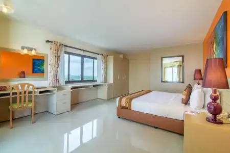 Golden Beach Cha-Am - 5