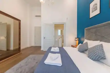 Luxury Style Apartments - 55