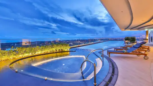 Holiday Inn & Suites Rayong City Centre by IHG - 19