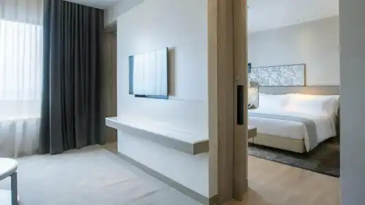 Holiday Inn & Suites Rayong City Centre by IHG - 148