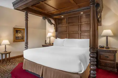 Best Western Premier Mariemont Inn - 55
