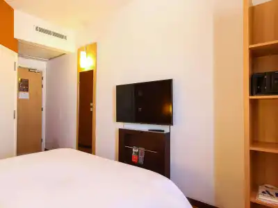 ibis Tunis - 4