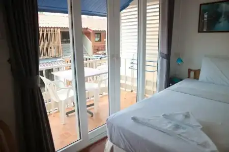 Sunshine Guest House - 84