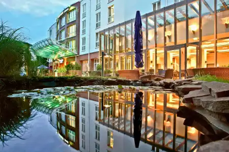 Courtyard by Marriott Dresden - 23