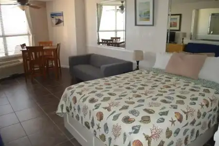 Fountain Beach Resort - 302