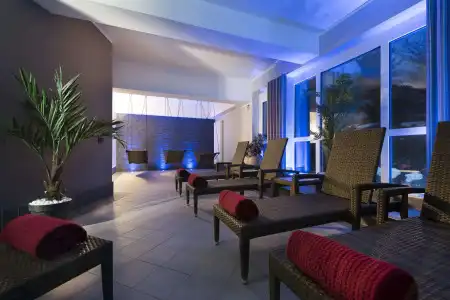 Best Western Plus - 8