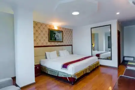 - 61 Luong Ngoc Quyen - 73