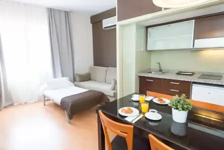 Senator Barcelona Apartments - 24