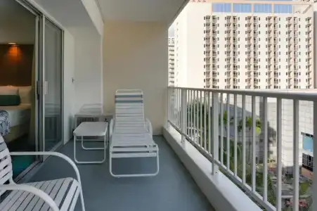 Oasis Waikiki - 65