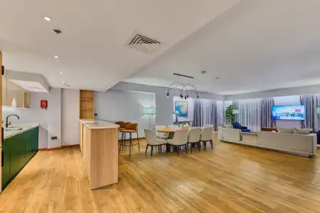 Ramada & Suites by Wyndham Dubai JBR - 112