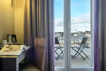 Hôtel Bellevue - 81