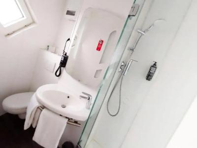 Ibis Koeln Centrum - 10