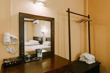 SK Boutique Maha Nakhon - 66