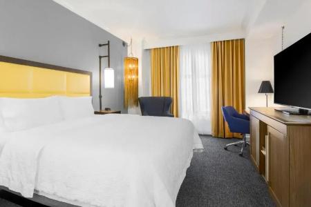Hampton Inn & Suites Austin Downtown - 93