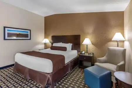Best Western Plus Las Vegas West - 79