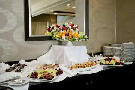 Hilton Garden Inn Toronto/Brampton - 12