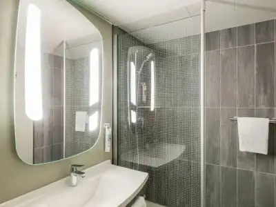 ibis Paris Gare de Lyon Ledru Rollin 12ème - 6