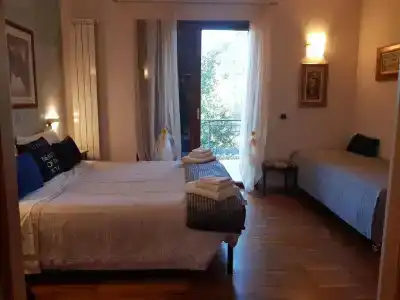 Aurelia Garden Gold Bed & Breakfast - 22