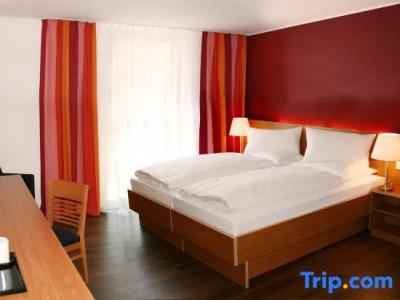 TOP EMBRACE Franz Essen - 27