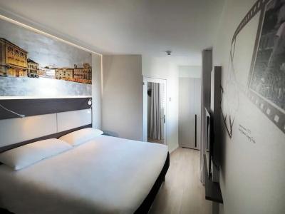ibis Locarno - 89