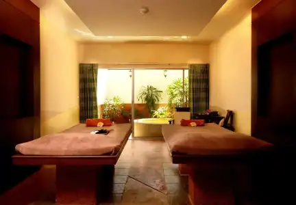 Golden Pine Beach Resort - 8