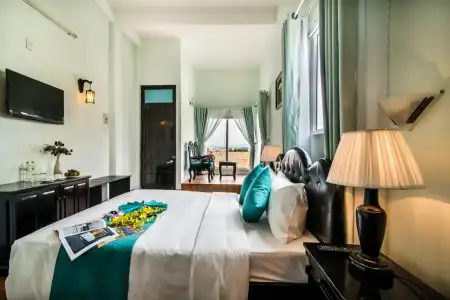 The Sunriver Boutique Hue - 2