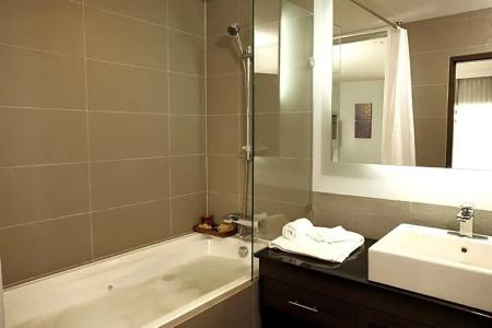 Sukhumvit Suites - 83