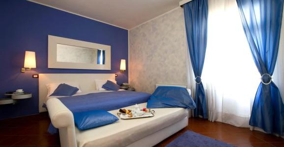 De La Pace, Sure Collection by Best Western - 15