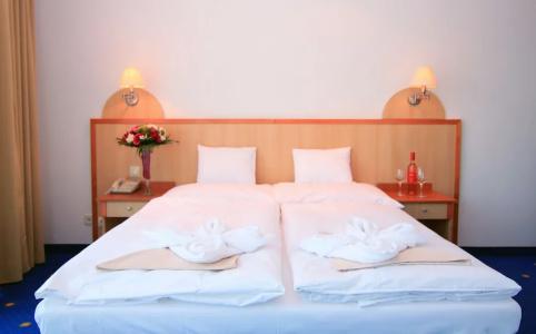 Holiday Resorts - 63