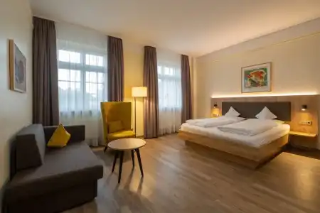 Niedersaechsischer Hof - 61