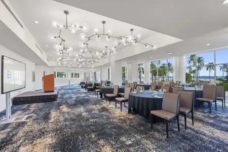 B Ocean Resort Fort Lauderdale Beach - 34